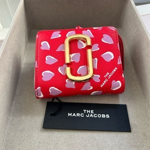 NWT Marc Jacobs Snapshot Printed Hearts Mini Compact Wallet Small NEW WITH TAG